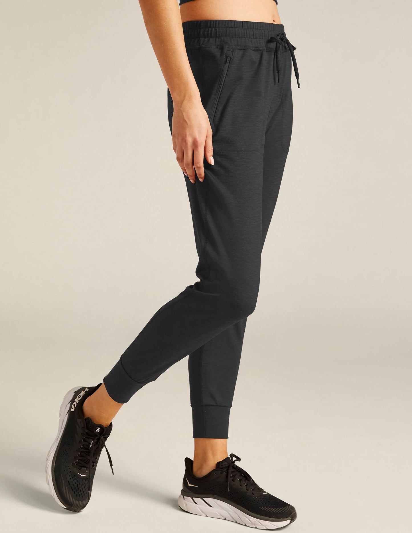 Heather Rib Street Jogger in Black Heather