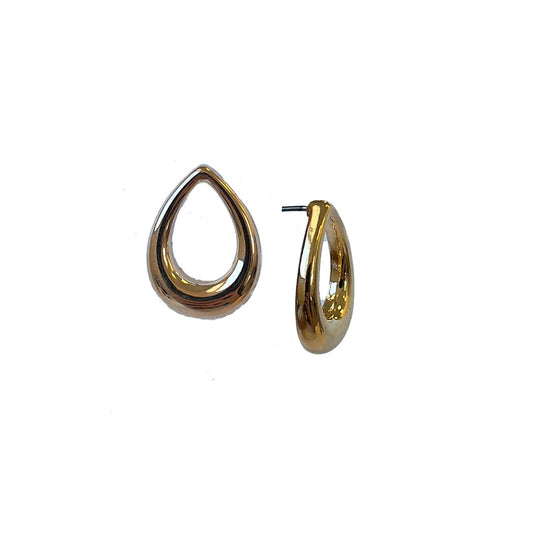 Solid Teardrop Earring in Gold