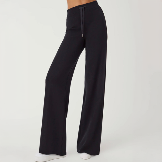 Air Essentials Wide Leg Pant Black