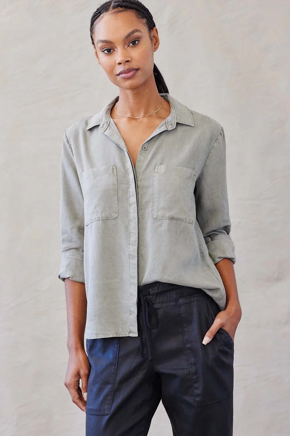 Split Back Button-Down in Sun Bleach Wash