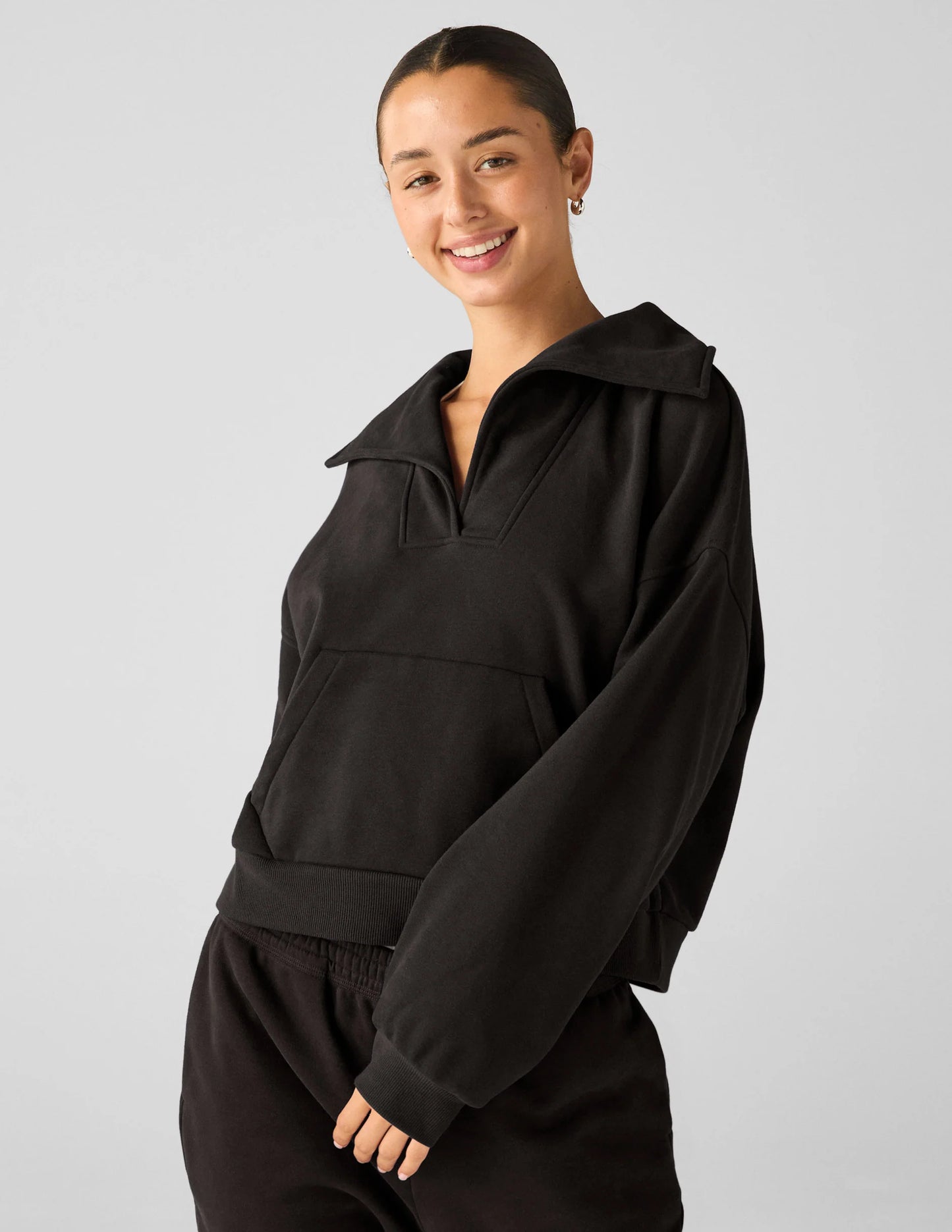 Street Smart Pullover in Black