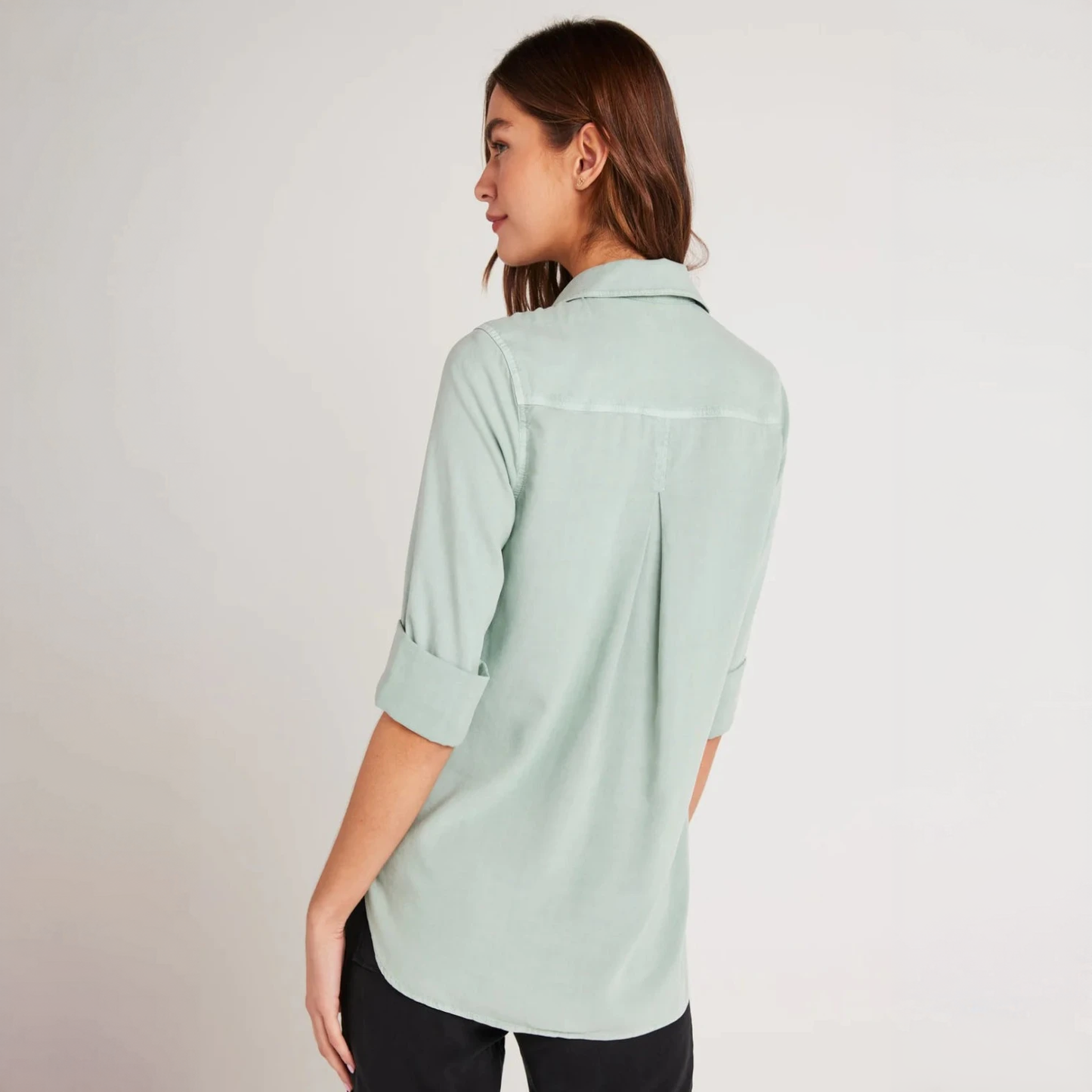 Shirt Tail Button Down in Oasis Green