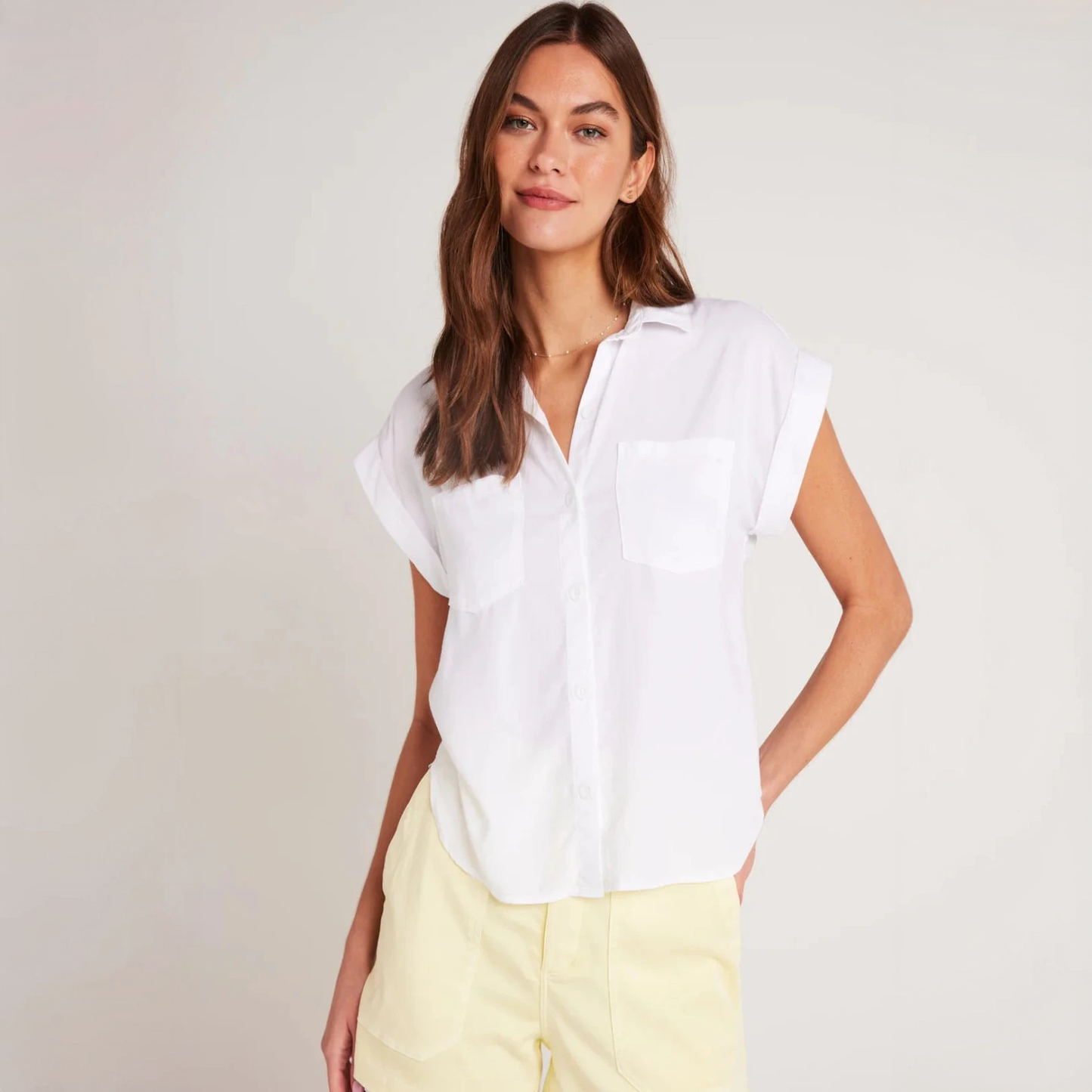 Two Pocket Short Sleeve Shirt in White